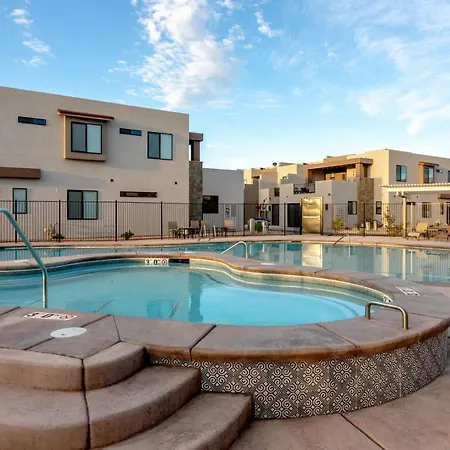 West Of Zion Combined 9 Bedroom W- Private Hot Tubs 2391-2387